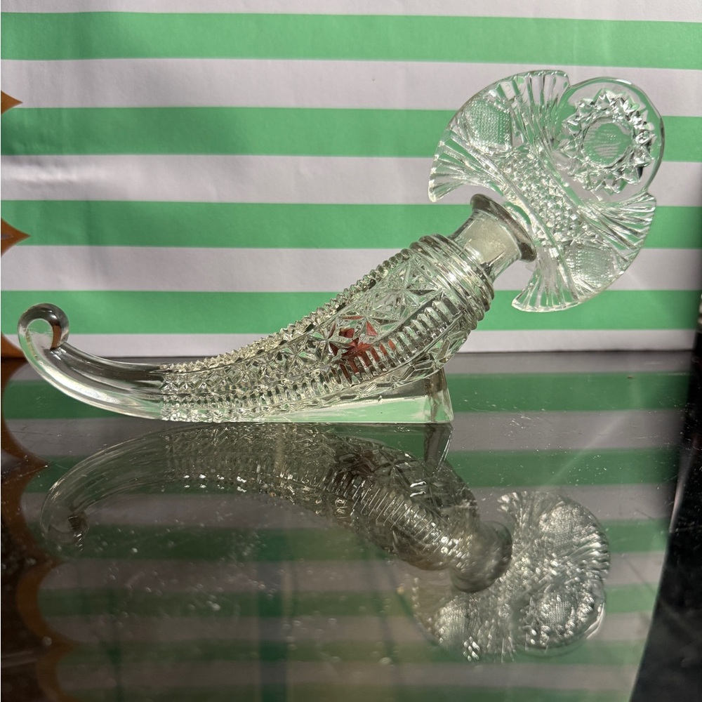 Intricate Clear Glass Cornucopia Vase